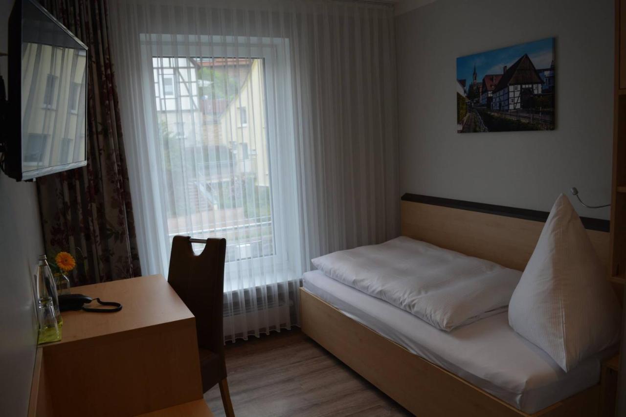 Hotel Gasthof Luis Варбург Экстерьер фото