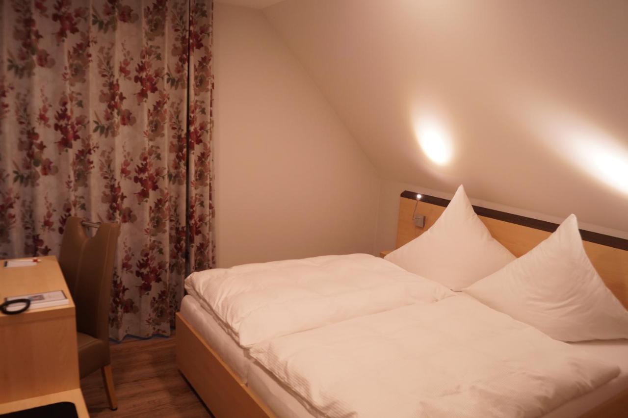 Hotel Gasthof Luis Варбург Экстерьер фото